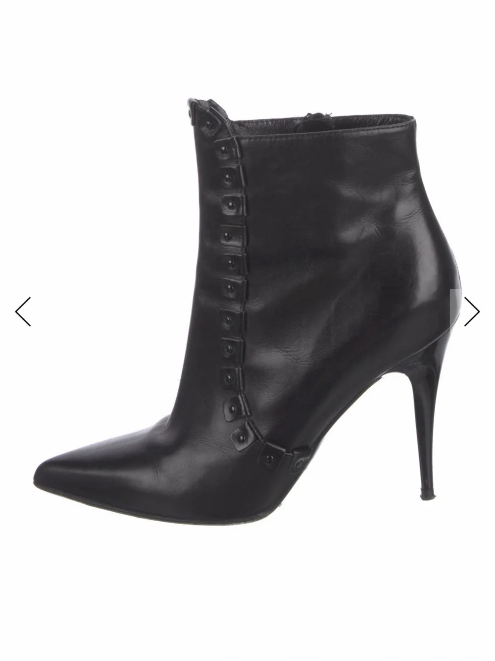 Burberry sleek ankle